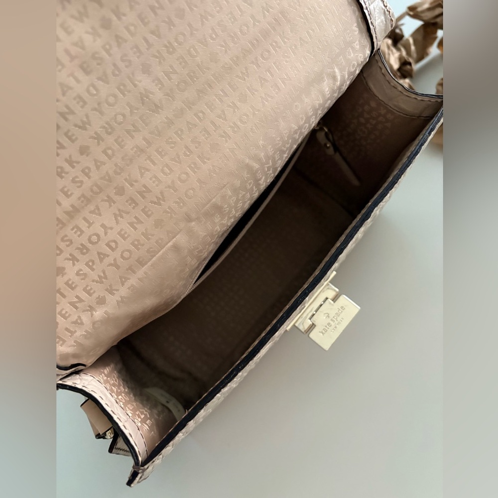 🐊 Kate Spade Crocodile Embossed Leather Top Handle Purse - Picture 7 of 16